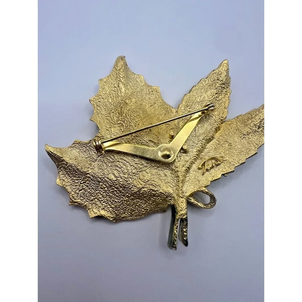 Vintage Tona Leaf Brooch Large 3